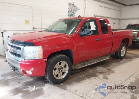 2008 Chevrolet Silverado 1500 Lt1 z USA, uszkodzony, nr VIN 2GCEK190X81255313